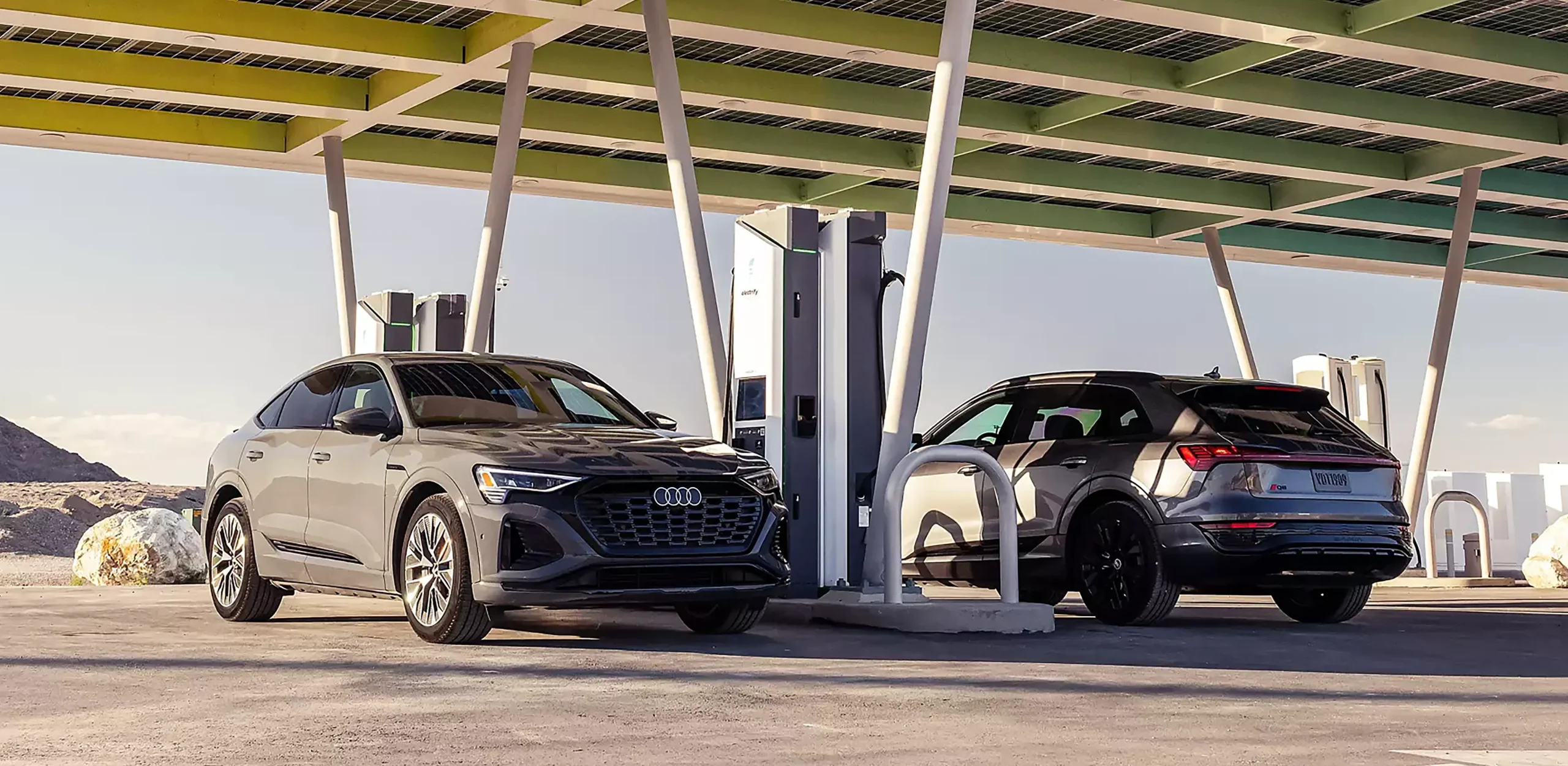 How to Charge Audi Q4 e-tron A Complete Guide: Audi Q4 e-tron charged at DC fast charging station