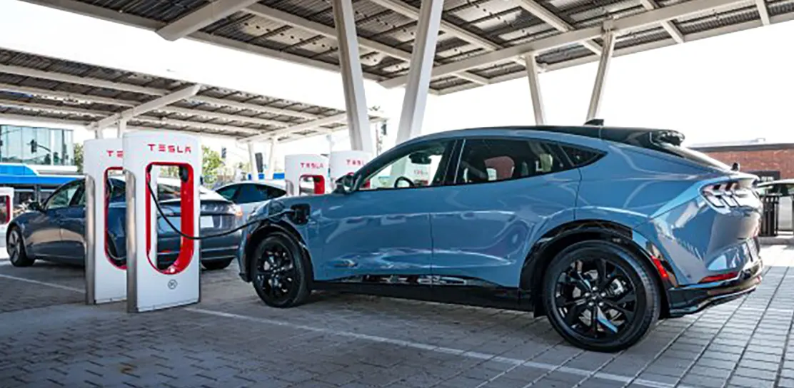 Honda and Acura EVs gain access to tesla supercharger: A Honda prologue charging at tesla supercharger