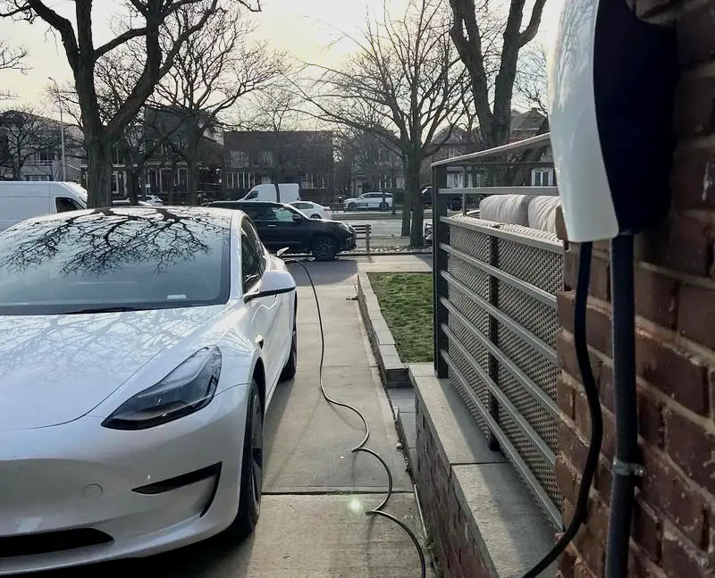 Home charging setup that helps lower tesla battery replacement cost over time